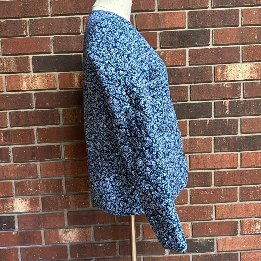 J. Crew Factory Blue & White Quilted Floral Jacket Size 4